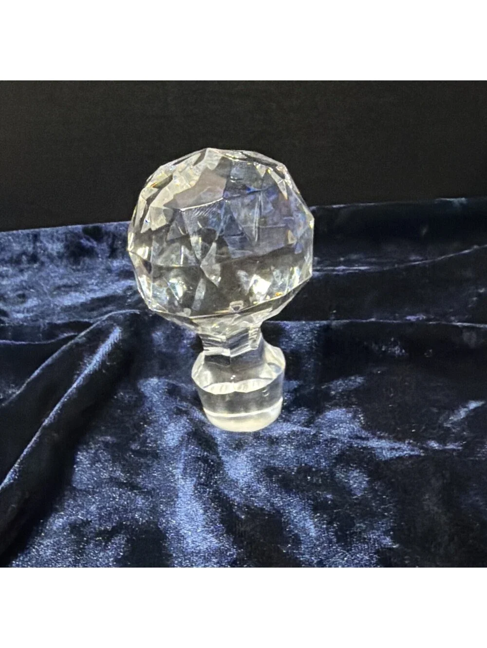N/A faceted clear